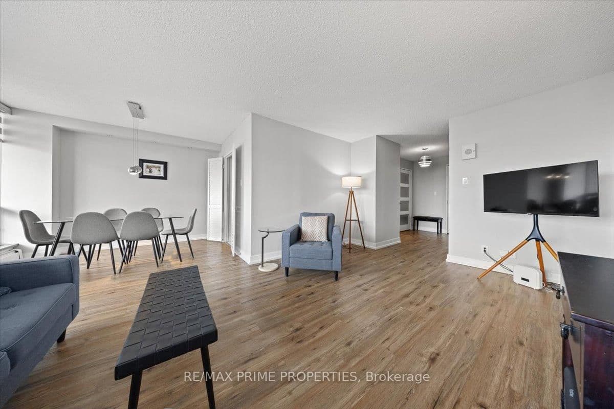 804 - 505 St Laurent Boulevard, Ottawa, ON — photo 12