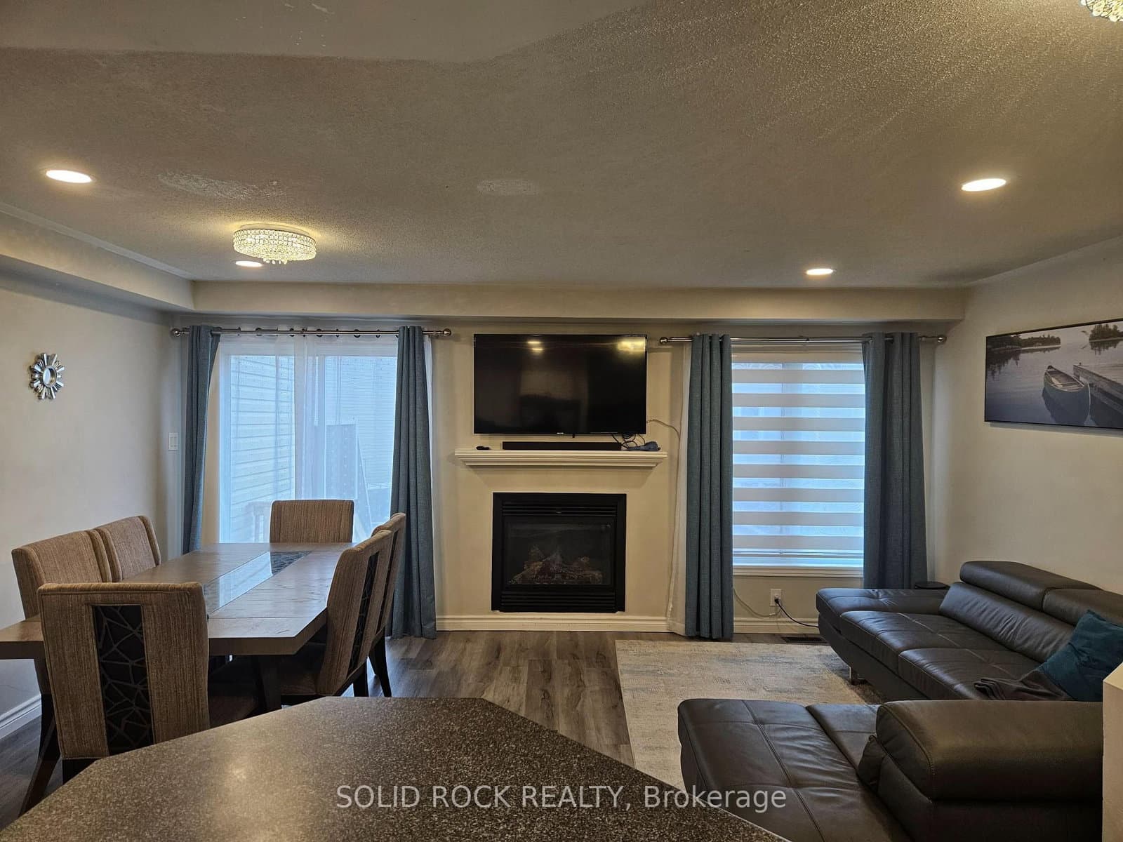 255 Catamount Court, Ottawa, ON — photo 2