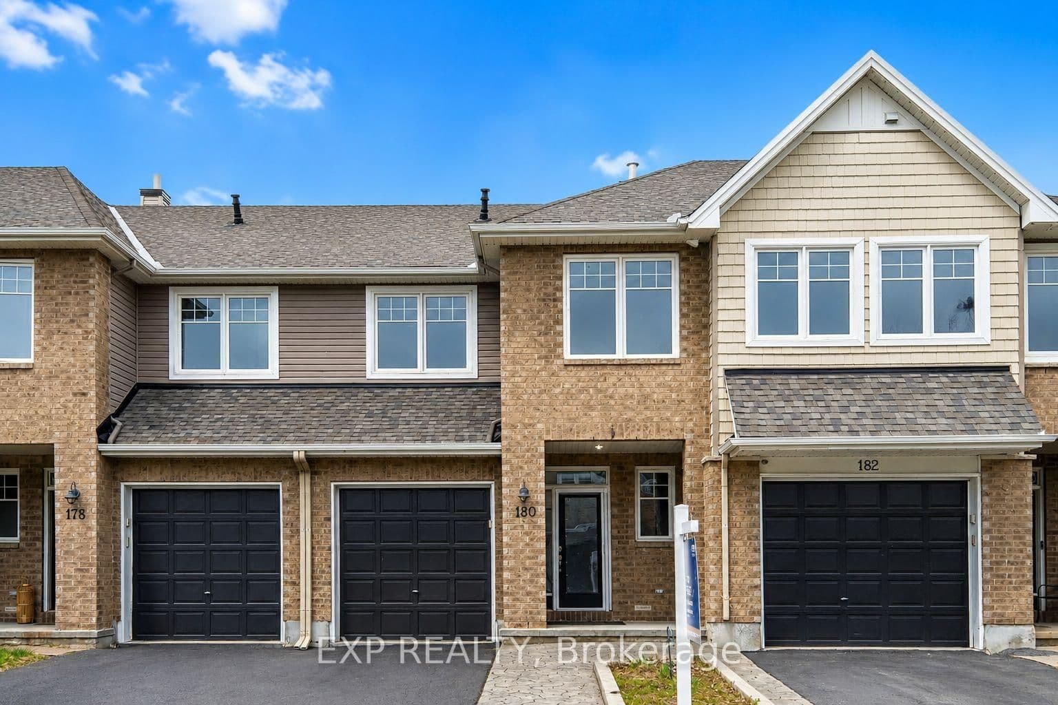 180 Flat Sedge Crescent, Ottawa, ON