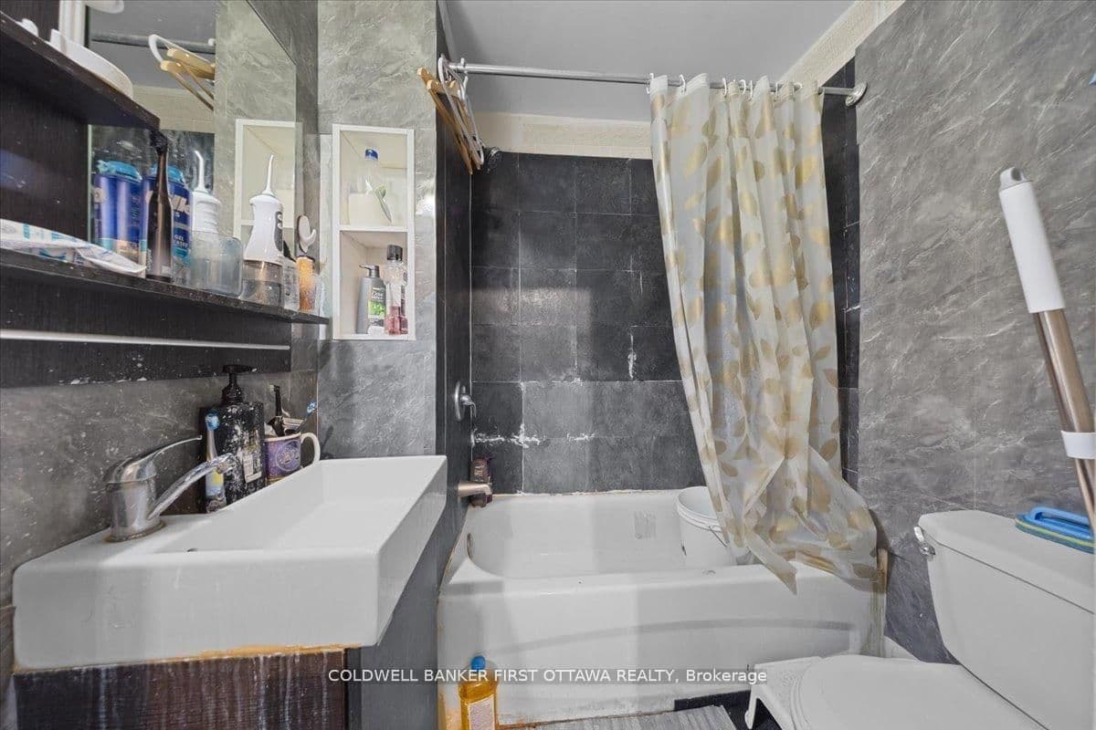 827 SOMERSET Street, Ottawa, ON — photo 21