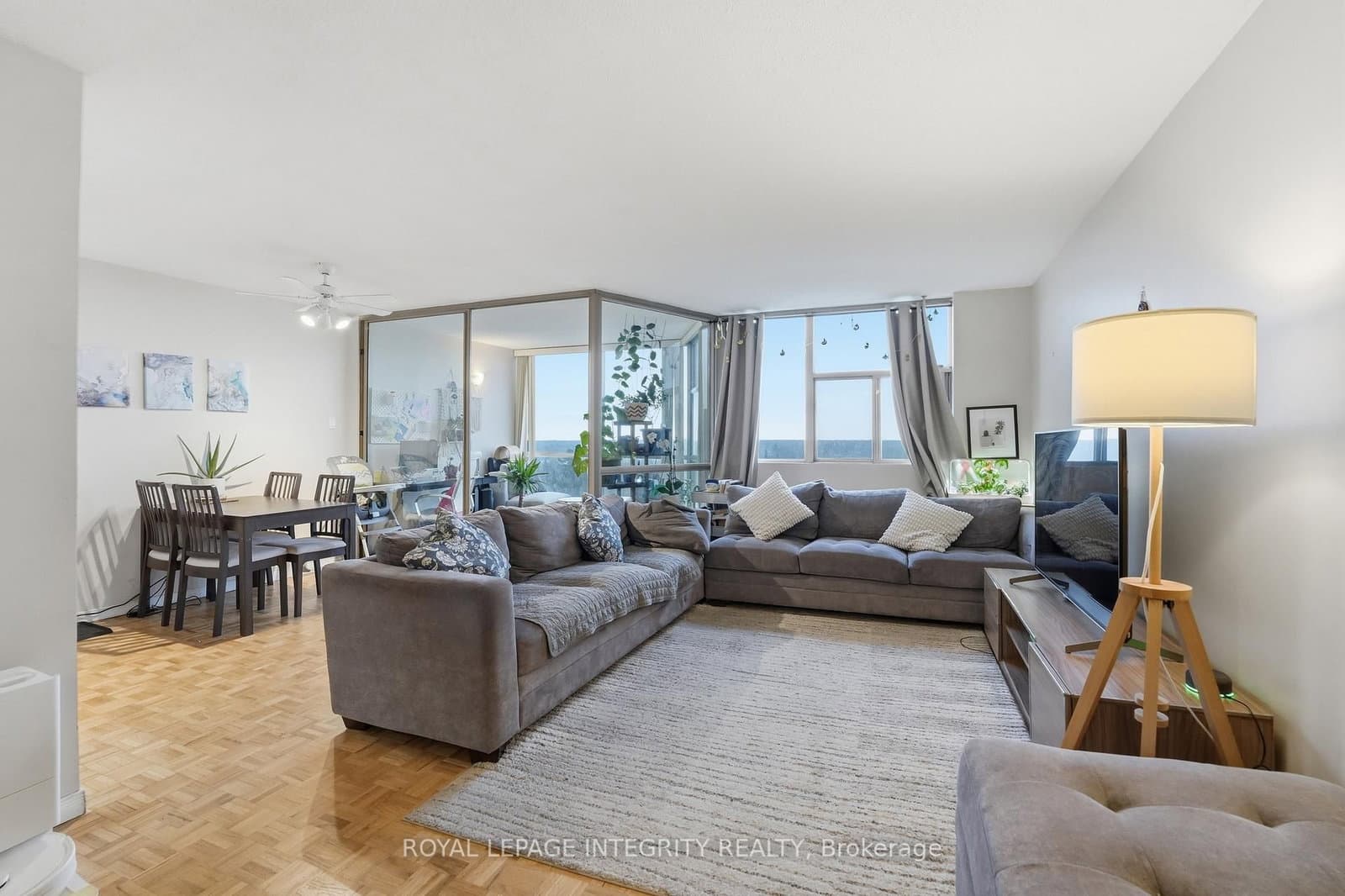 1208 - 2760 Carousel Crescent, Ottawa, ON — photo 5