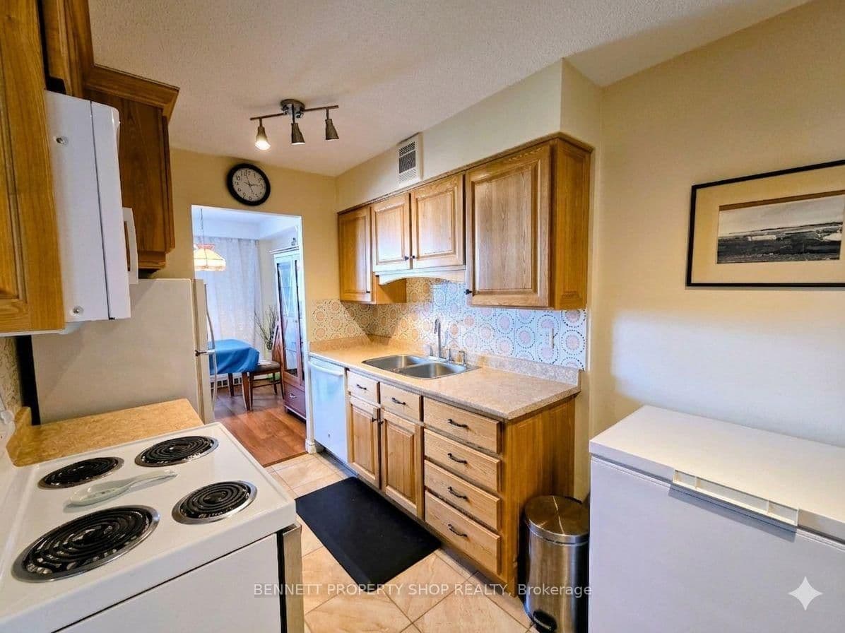 1007 - 2400 Virginia Drive, Ottawa, ON — photo 11