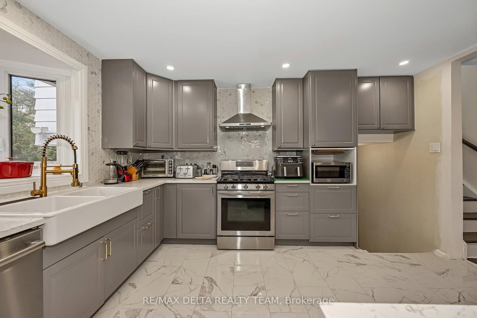 2350 Georgina Drive, Ottawa, ON — photo 13