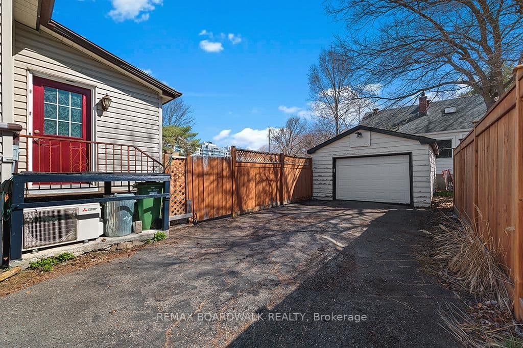 417 Hilson Avenue, Ottawa, ON — photo 2