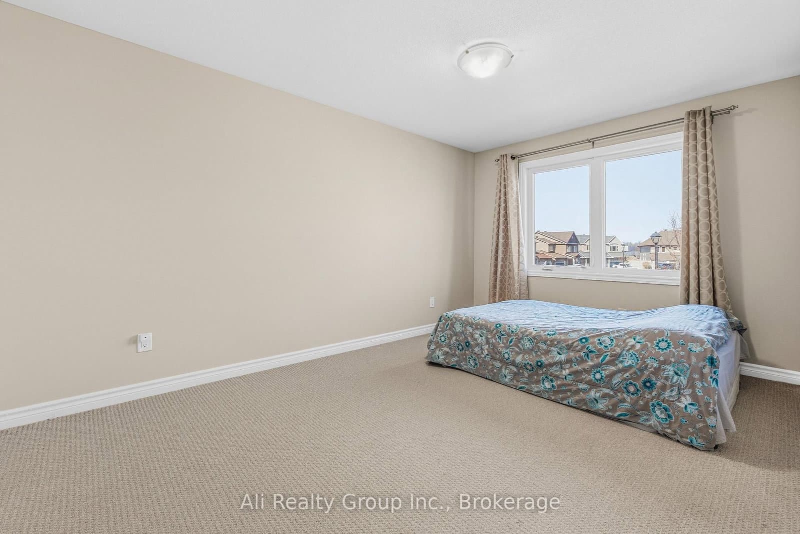400 Nestleton Street, Ottawa, ON — photo 15