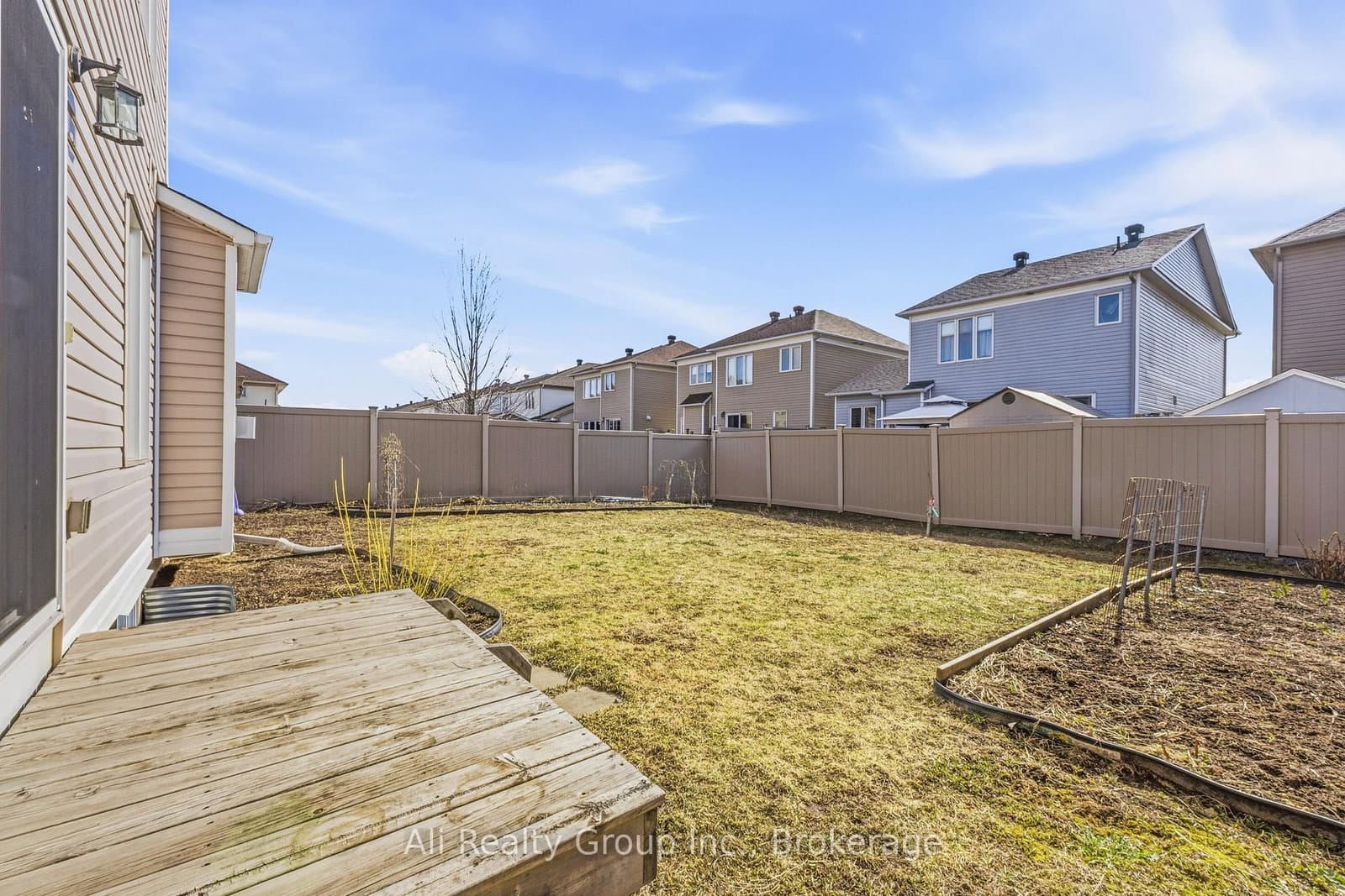 400 Nestleton Street, Ottawa, ON — photo 28