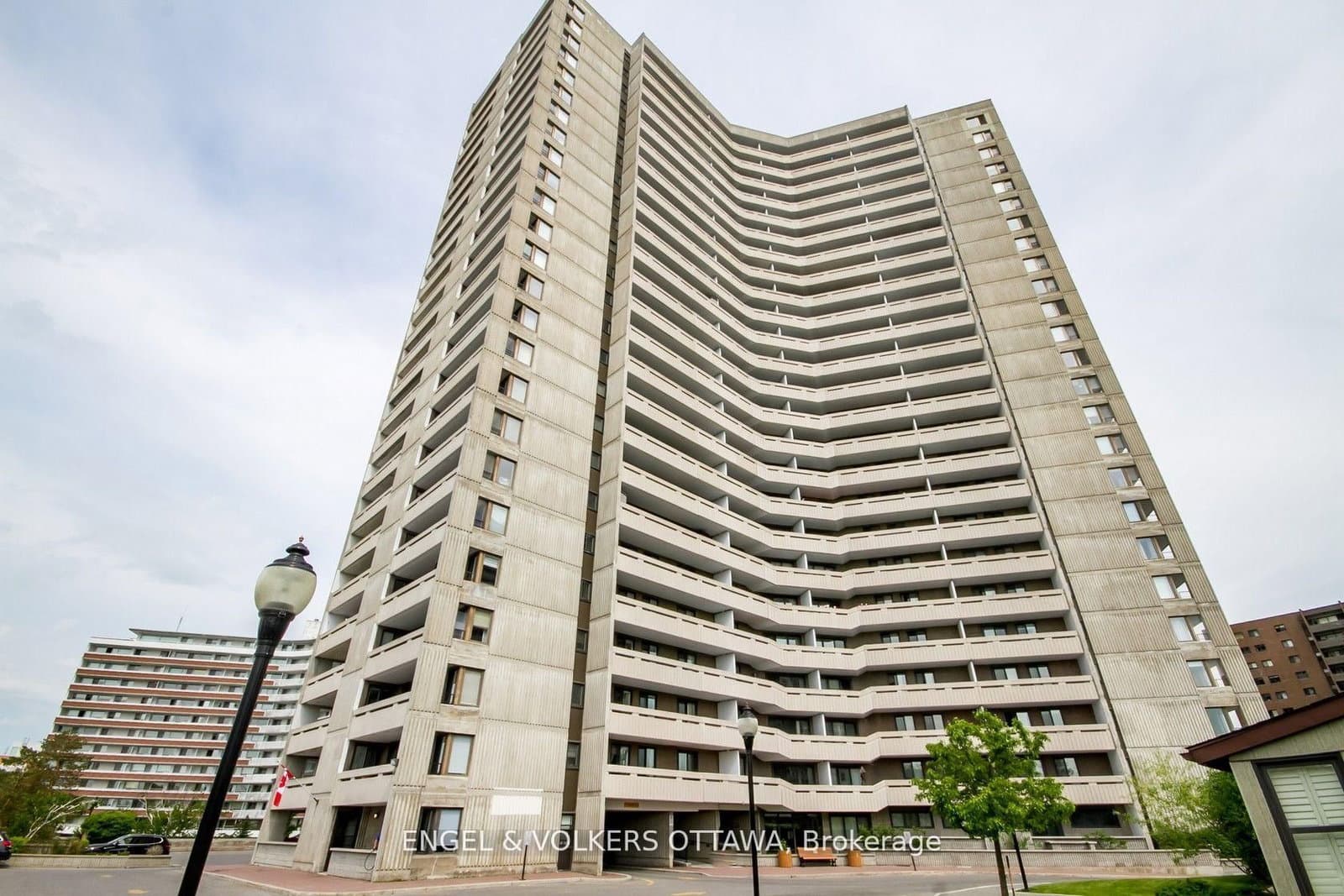2209 - 1081 Ambleside Drive, Ottawa, ON — photo 2