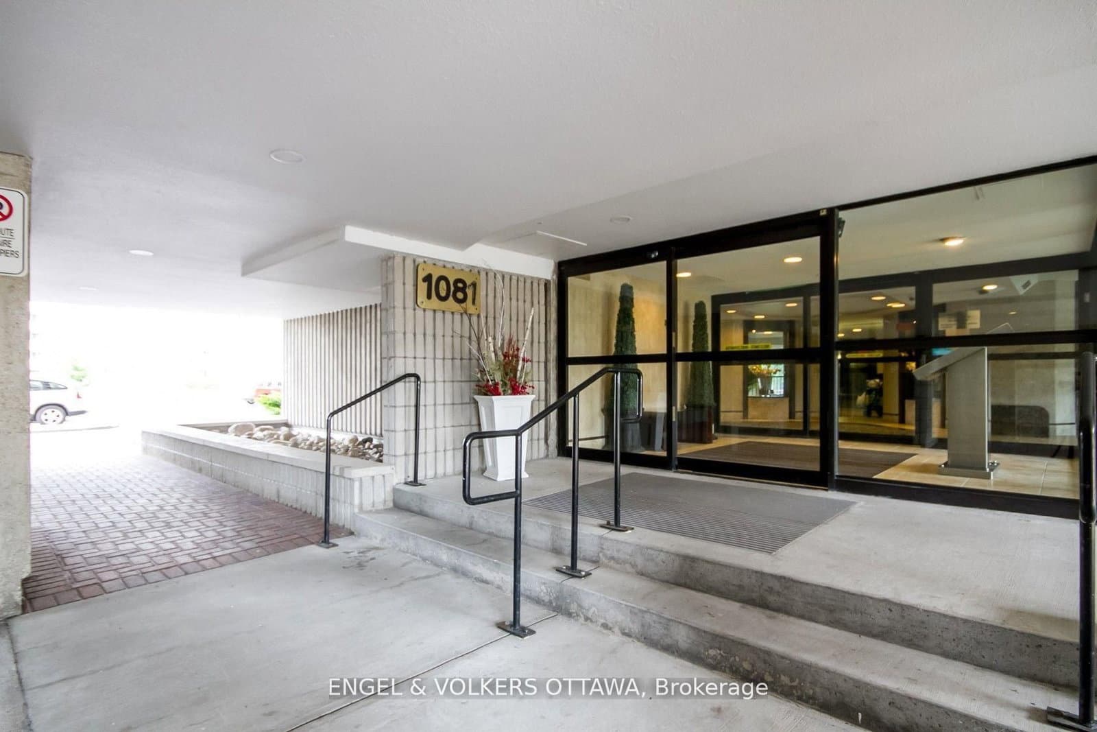 2209 - 1081 Ambleside Drive, Ottawa, ON — photo 3
