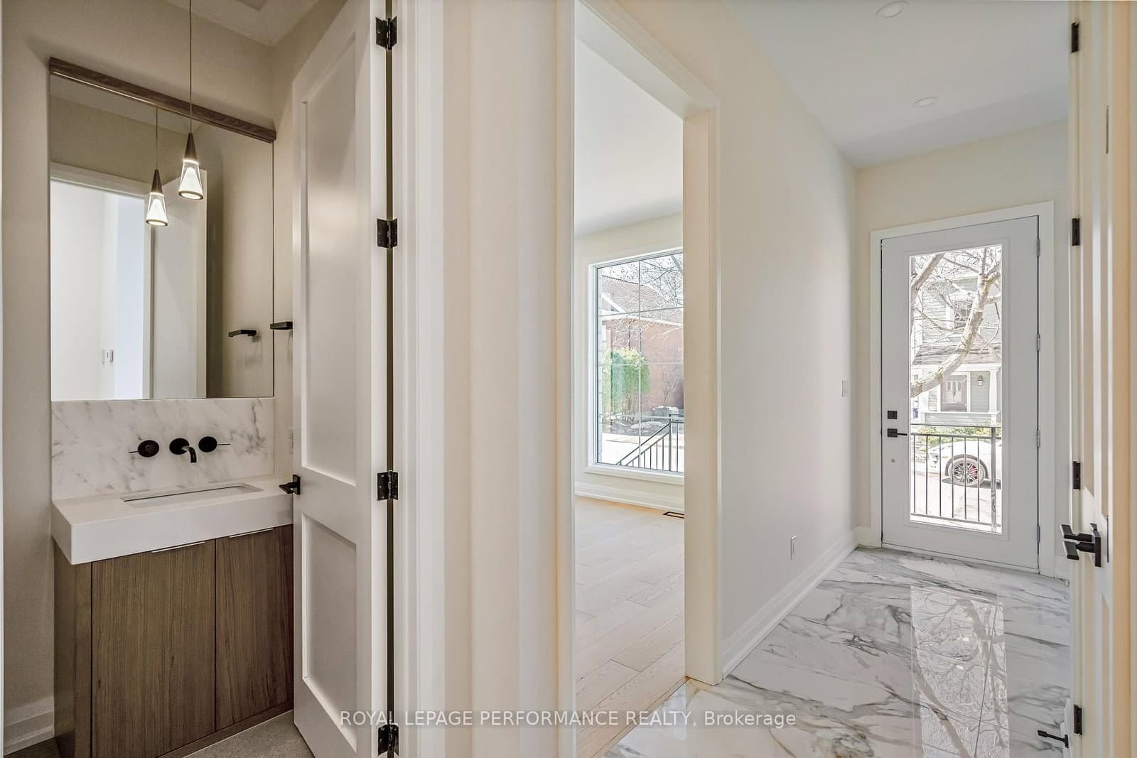 31 Commanda Way, Ottawa, ON — photo 2