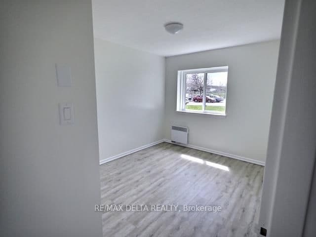 105B - 2044 Arrowsmith Drive, Ottawa, ON — photo 10