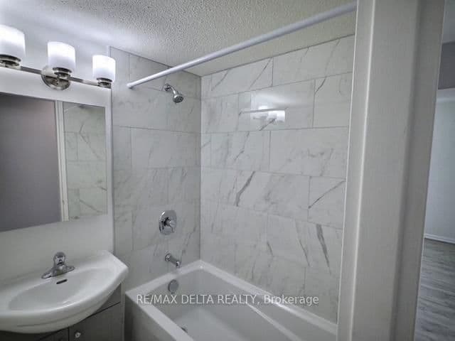 105B - 2044 Arrowsmith Drive, Ottawa, ON — photo 14