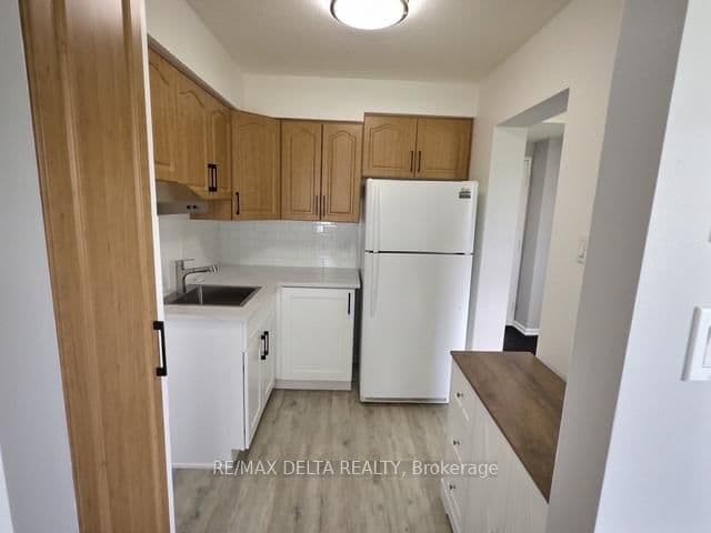 105B - 2044 Arrowsmith Drive, Ottawa, ON — photo 5