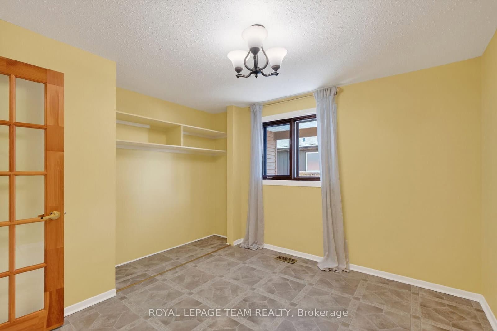 21 Lindhurst Crescent, Ottawa, ON — photo 26