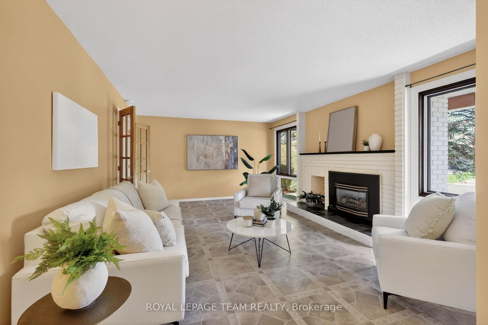 21 Lindhurst Crescent, Ottawa, ON — photo 7