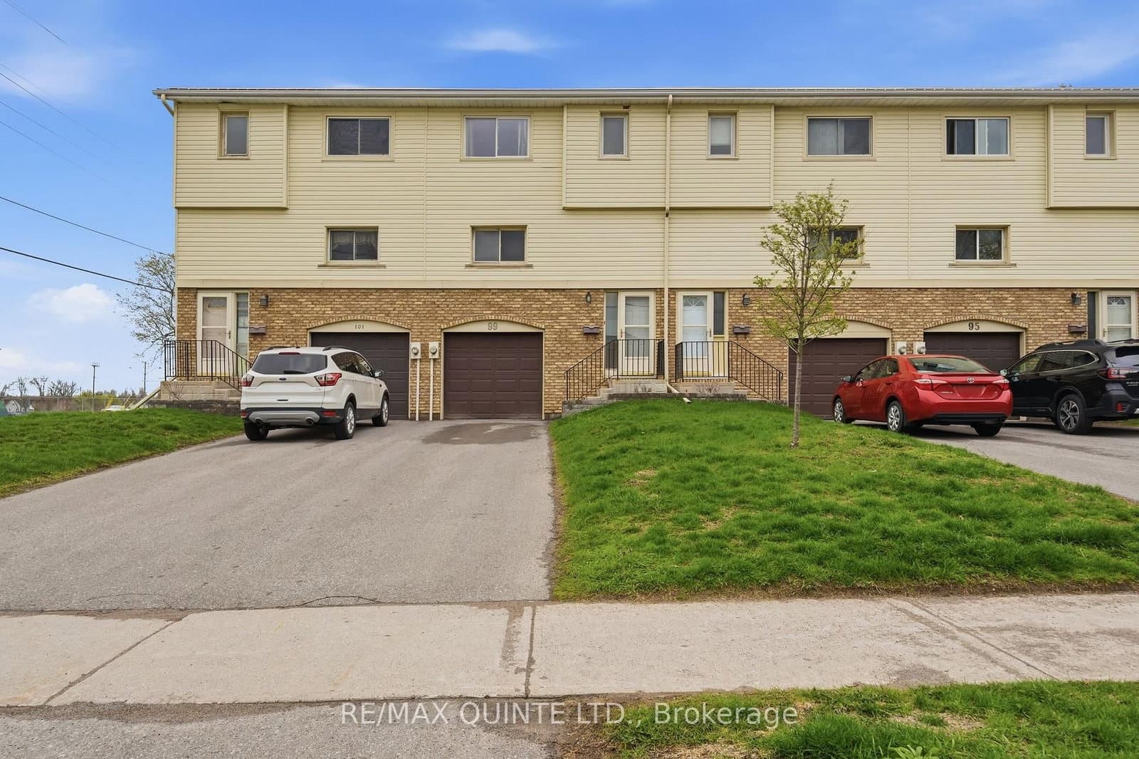 2 - 99 Dunnett Boulevard, Belleville, ON