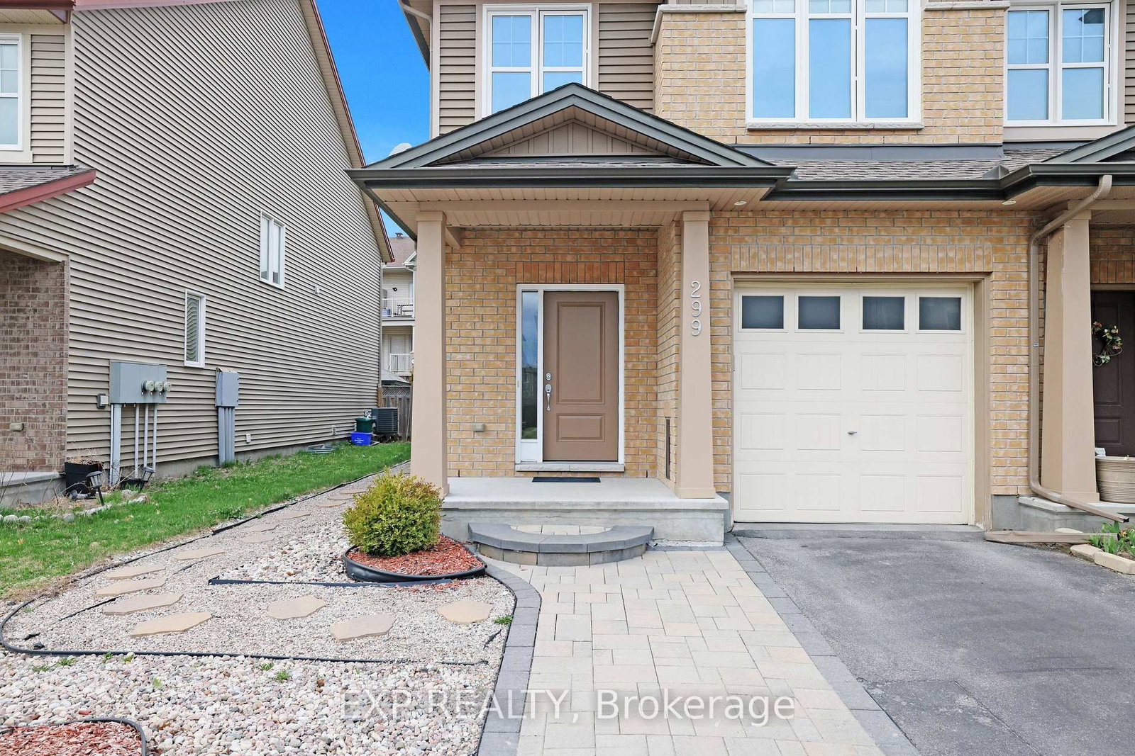 299 Wood Acres Grove, Ottawa, ON — photo 2