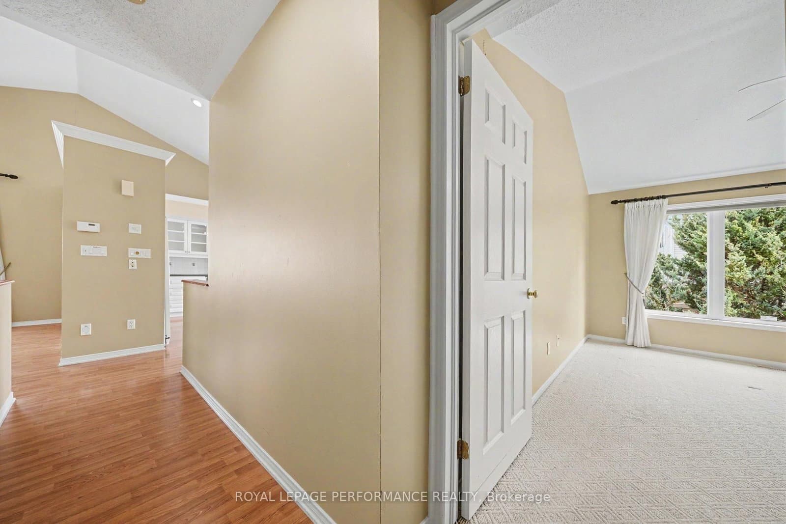 19 Settlers Ridge Way, Ottawa, ON — photo 11