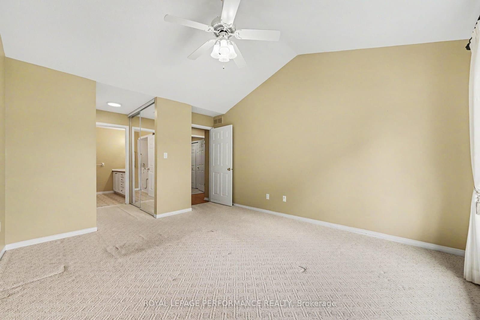19 Settlers Ridge Way, Ottawa, ON — photo 13