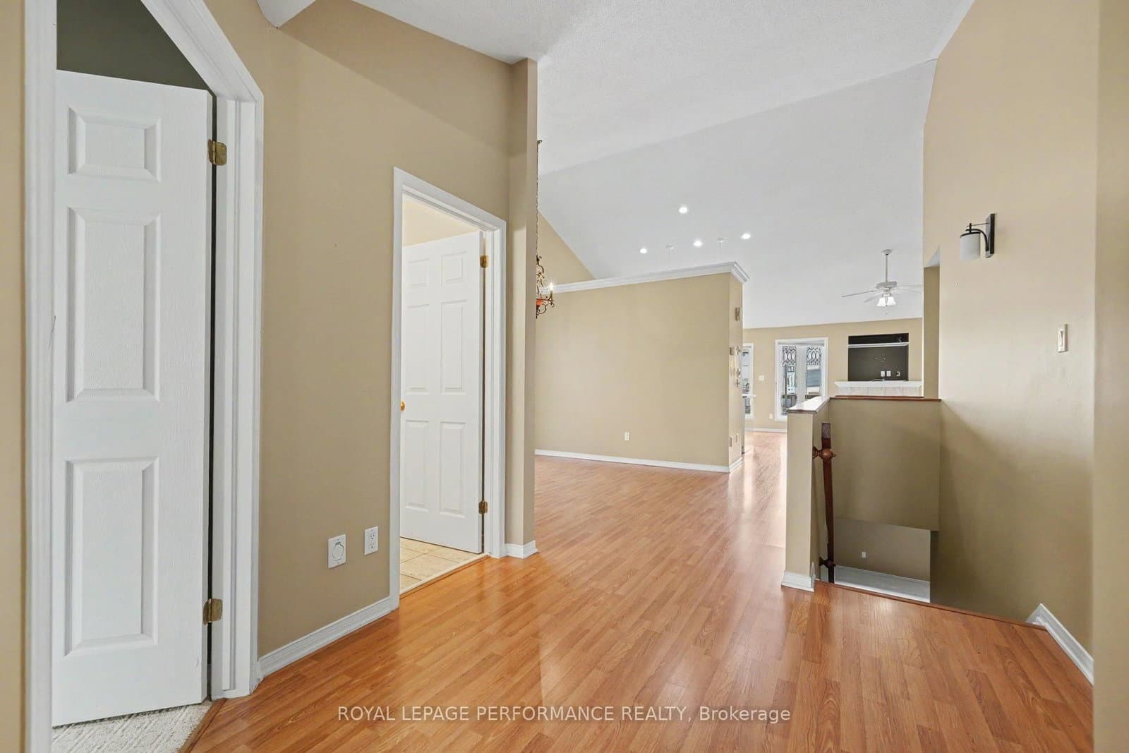 19 Settlers Ridge Way, Ottawa, ON — photo 20