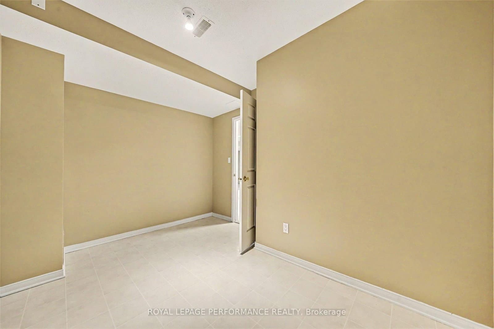 19 Settlers Ridge Way, Ottawa, ON — photo 27