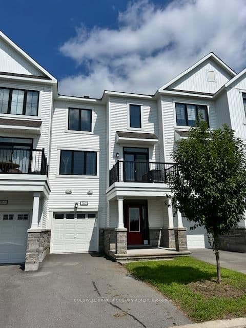 162 PICTOU Crescent, Ottawa, ON