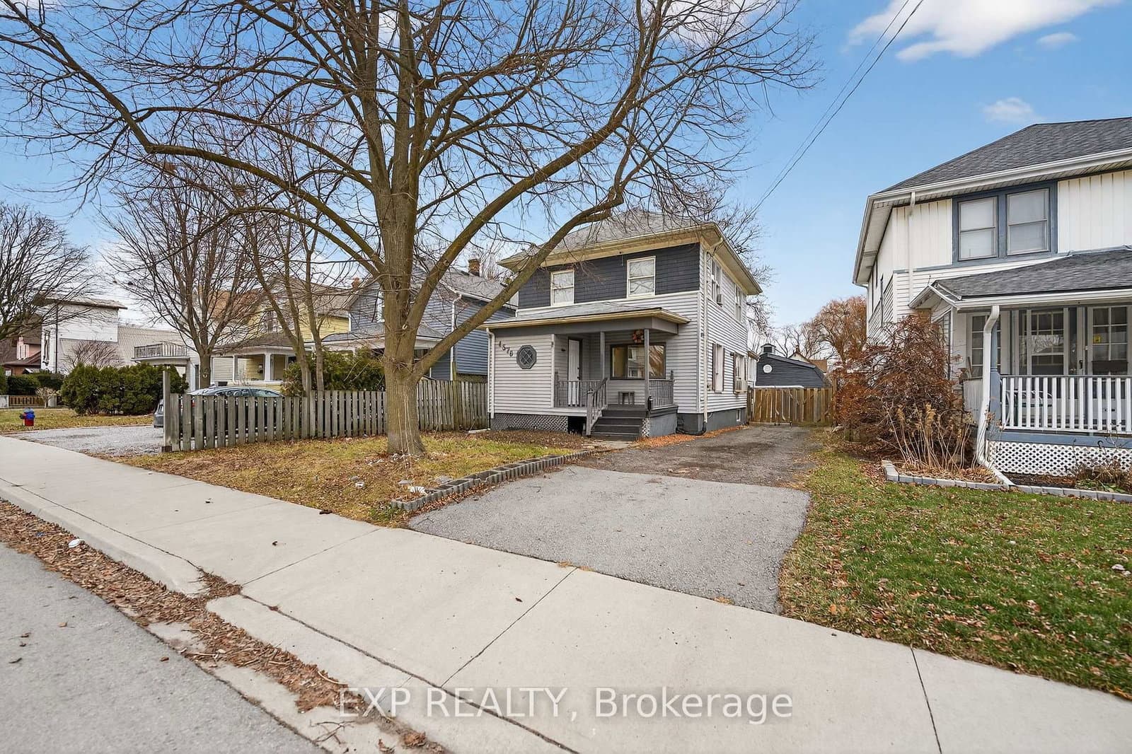 4576 Fourth Avenue, Niagara Falls, ON — photo 2