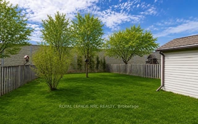 6787 AILANTHUS Avenue, Niagara Falls, ON — photo 3