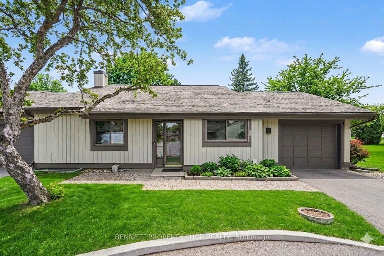 12 Laurel Valley Court, Ottawa, ON — photo 1