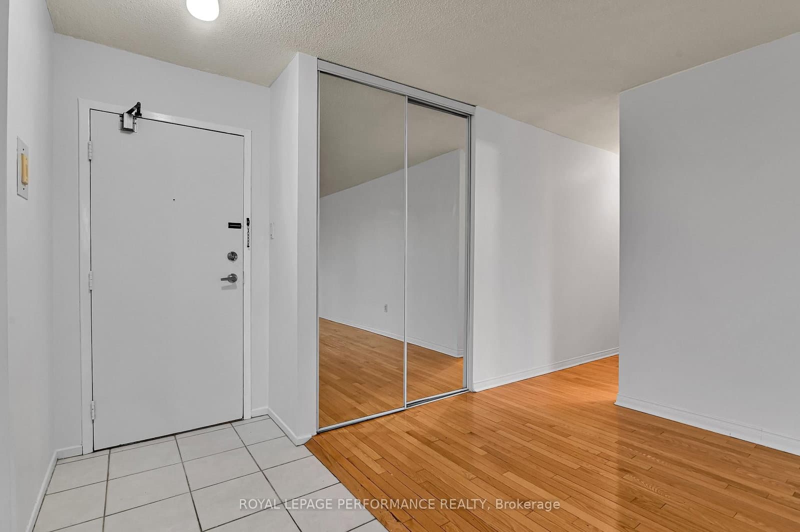 307 - 2400 Virginia Drive, Ottawa, ON — photo 8