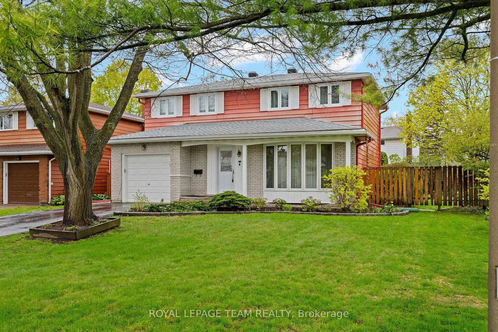 7 Centrepark Drive, Ottawa, ON — photo 3