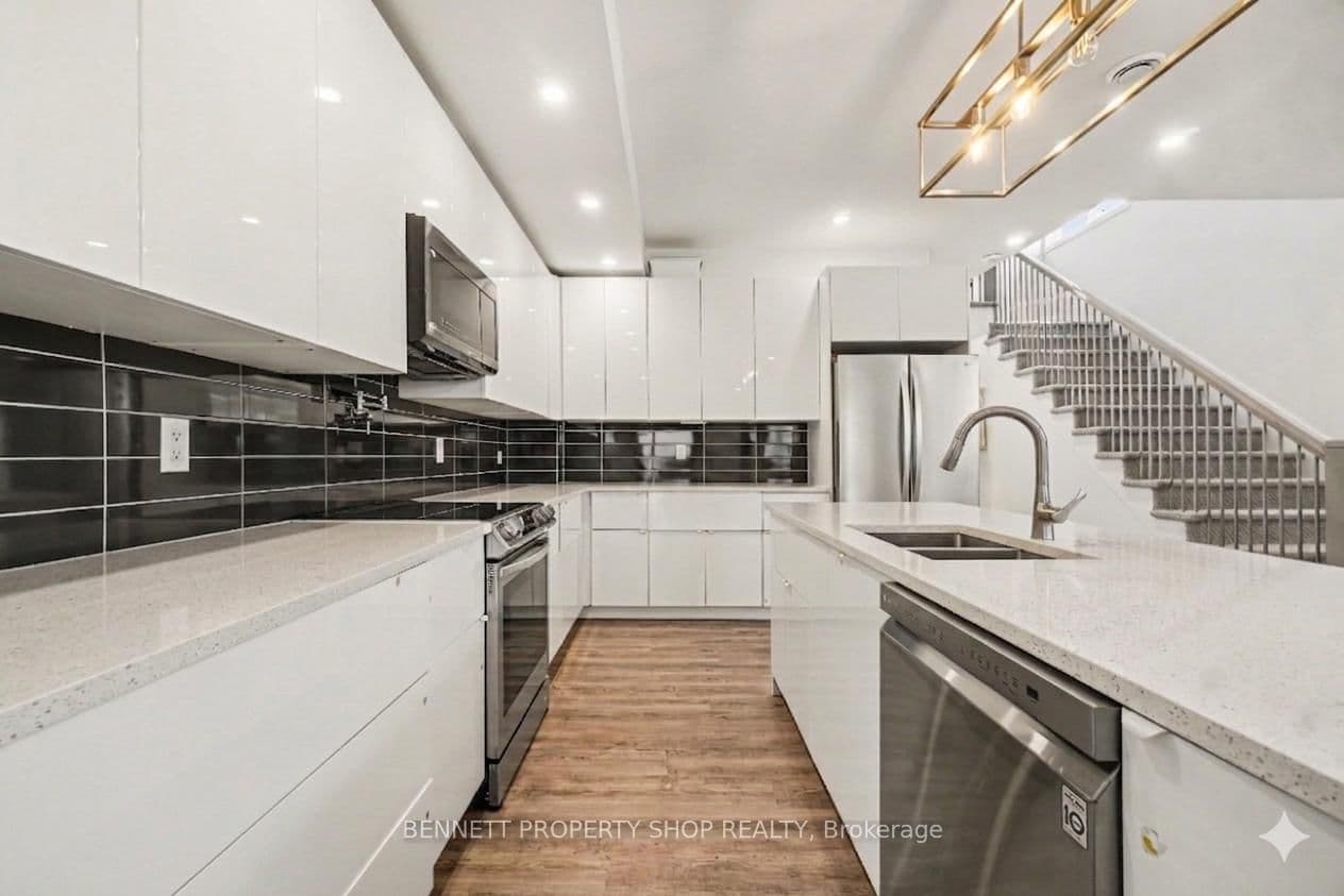 1225 Ridgemont Avenue, Ottawa, ON — photo 4