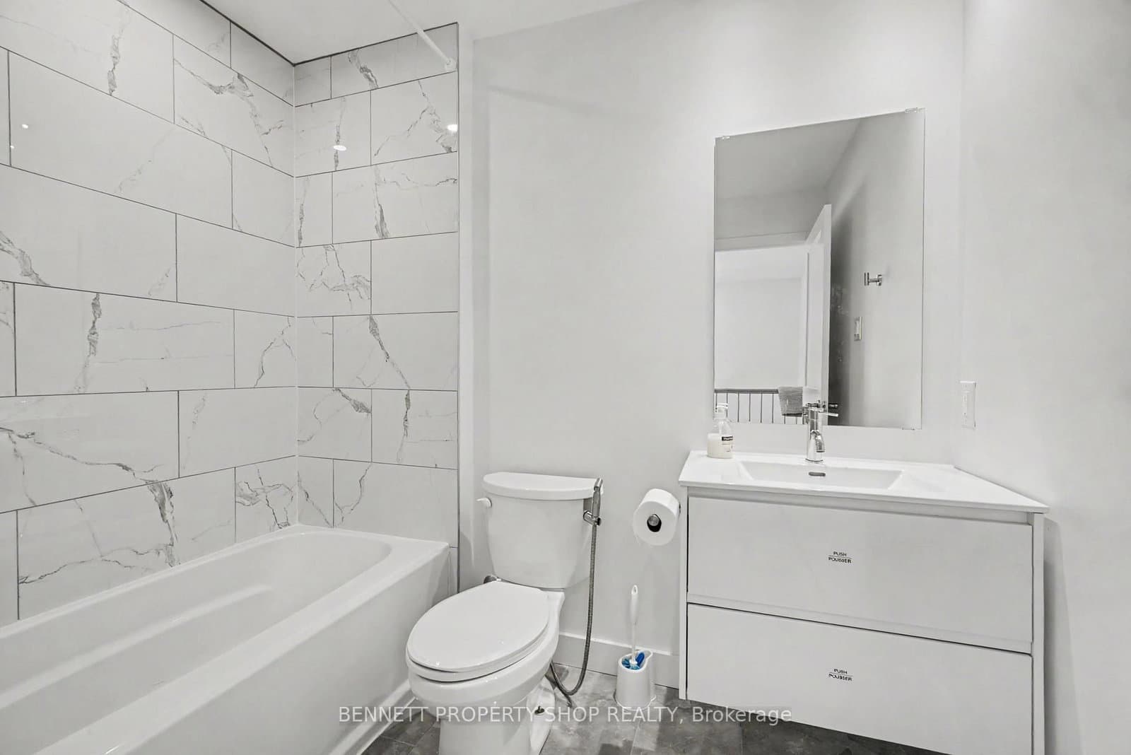1227 Ridgemont Avenue, Ottawa, ON — photo 9