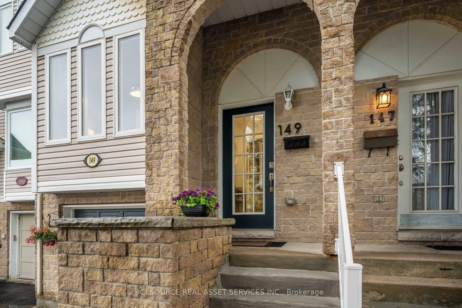 149 Woodgate Way, Ottawa, ON