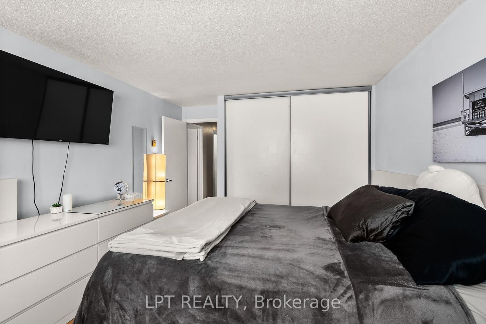 4 - 260 Fenerty Court, Ottawa, ON — photo 17