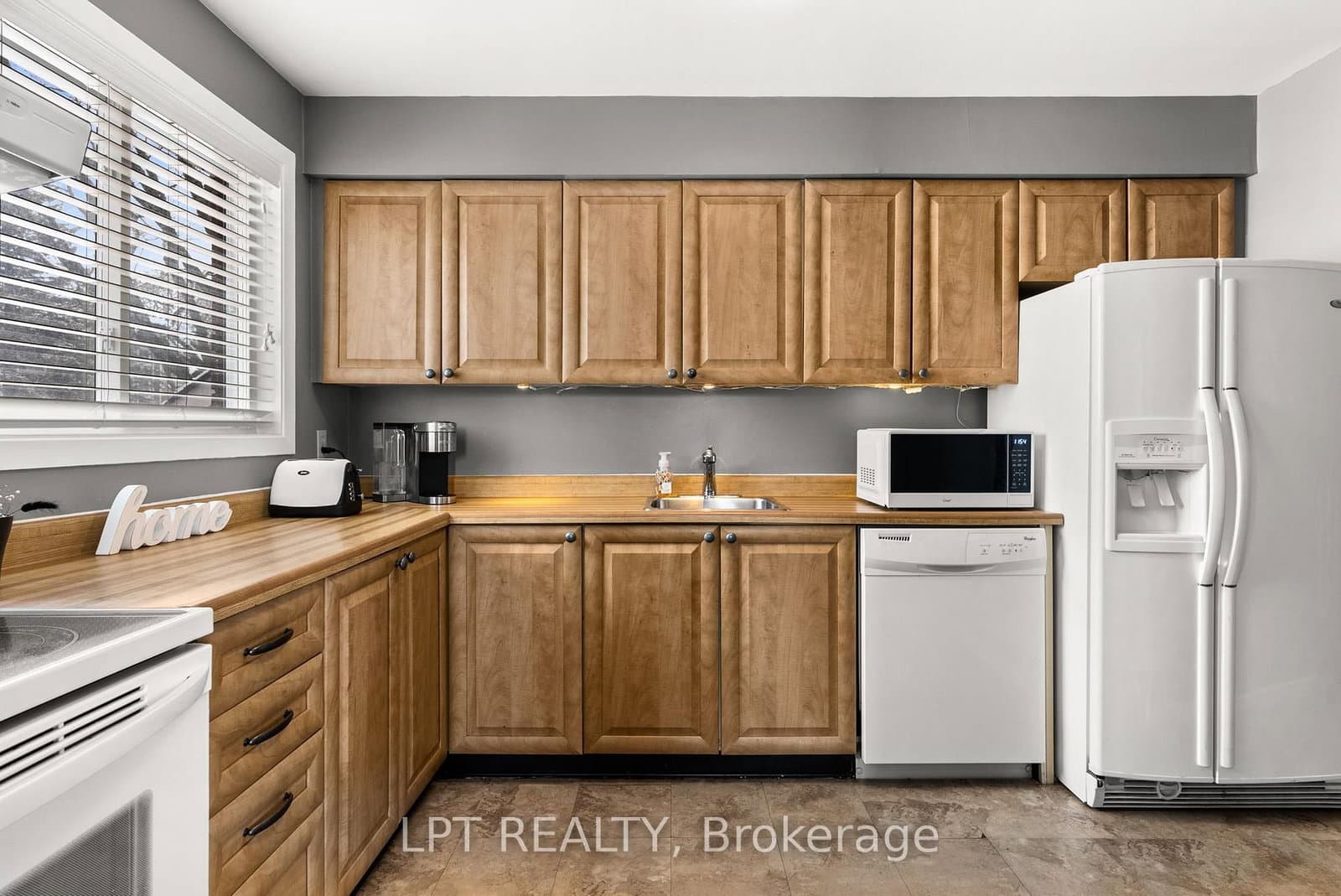 4 - 260 Fenerty Court, Ottawa, ON — photo 6
