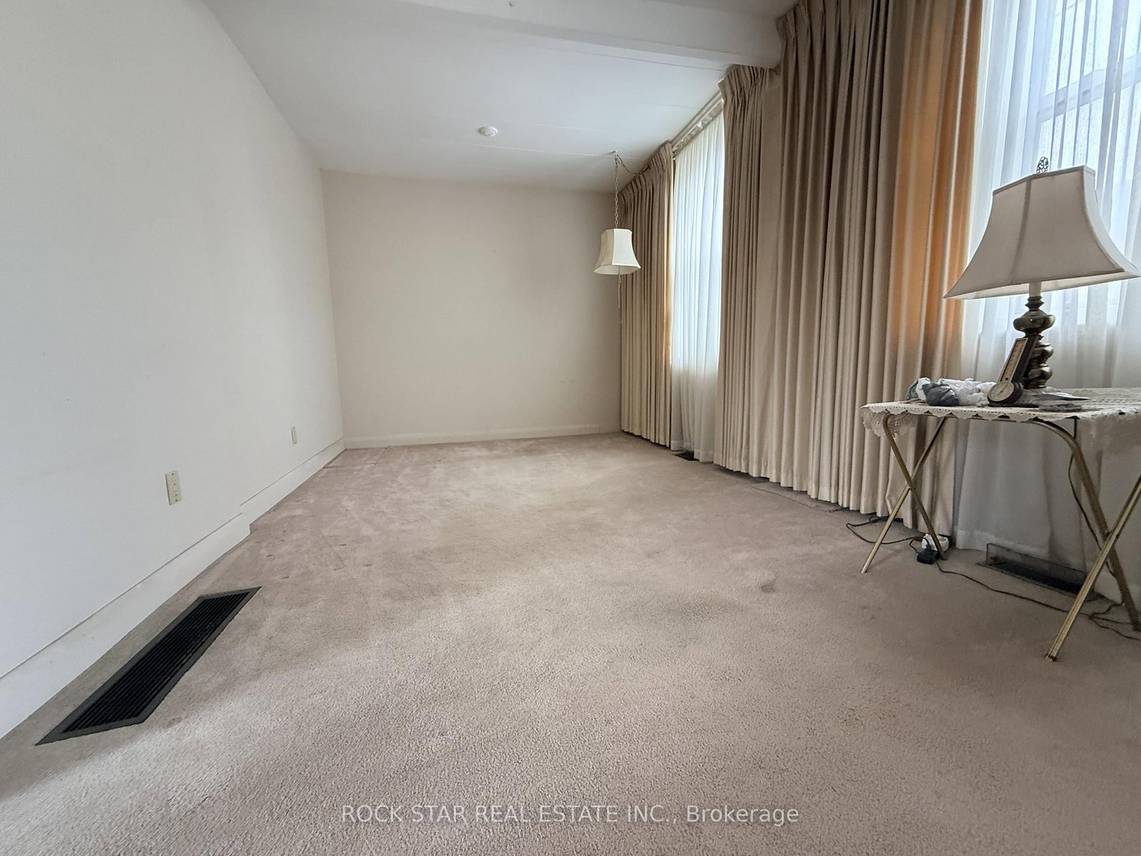 358 Barton Street, Hamilton, ON — photo 3
