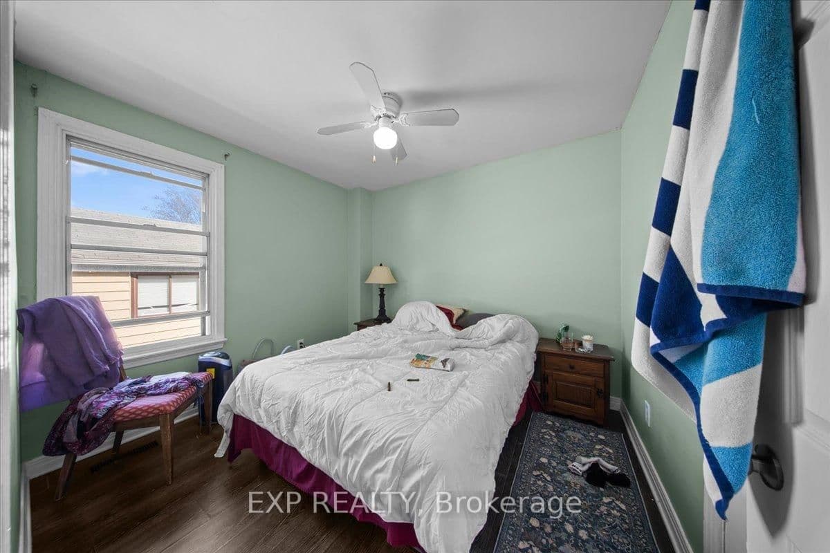 208 Montfort Street, Ottawa, ON — photo 10