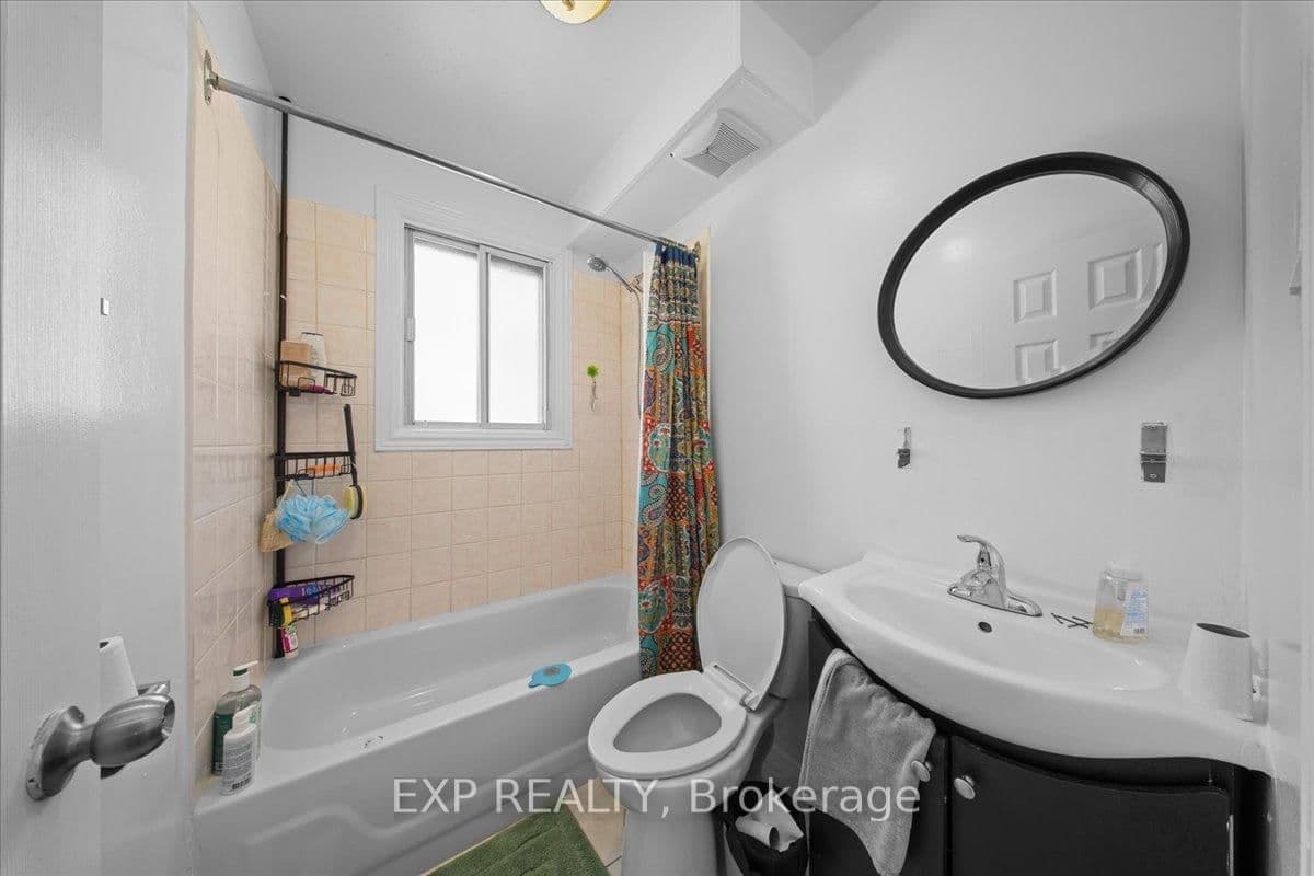 208 Montfort Street, Ottawa, ON — photo 11