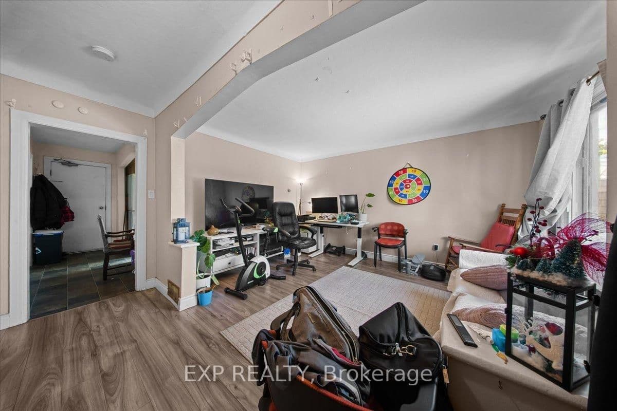 208 Montfort Street, Ottawa, ON — photo 14