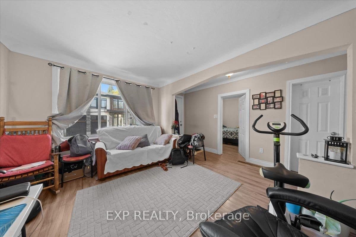 208 Montfort Street, Ottawa, ON — photo 16
