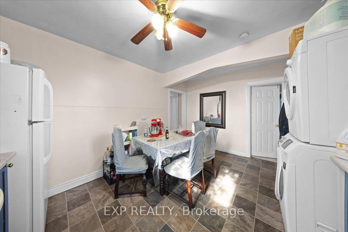 208 Montfort Street, Ottawa, ON — photo 26