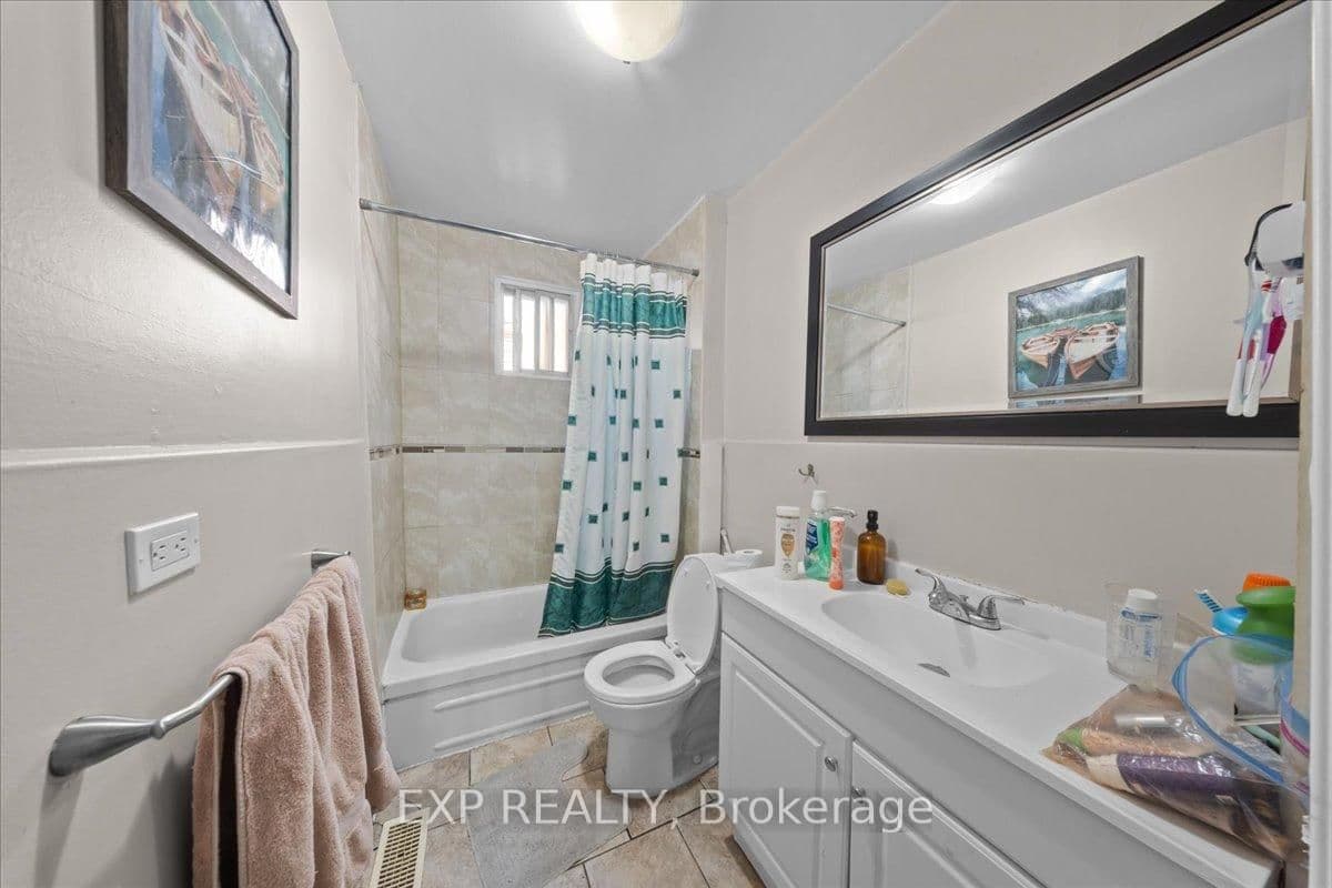 208 Montfort Street, Ottawa, ON — photo 27