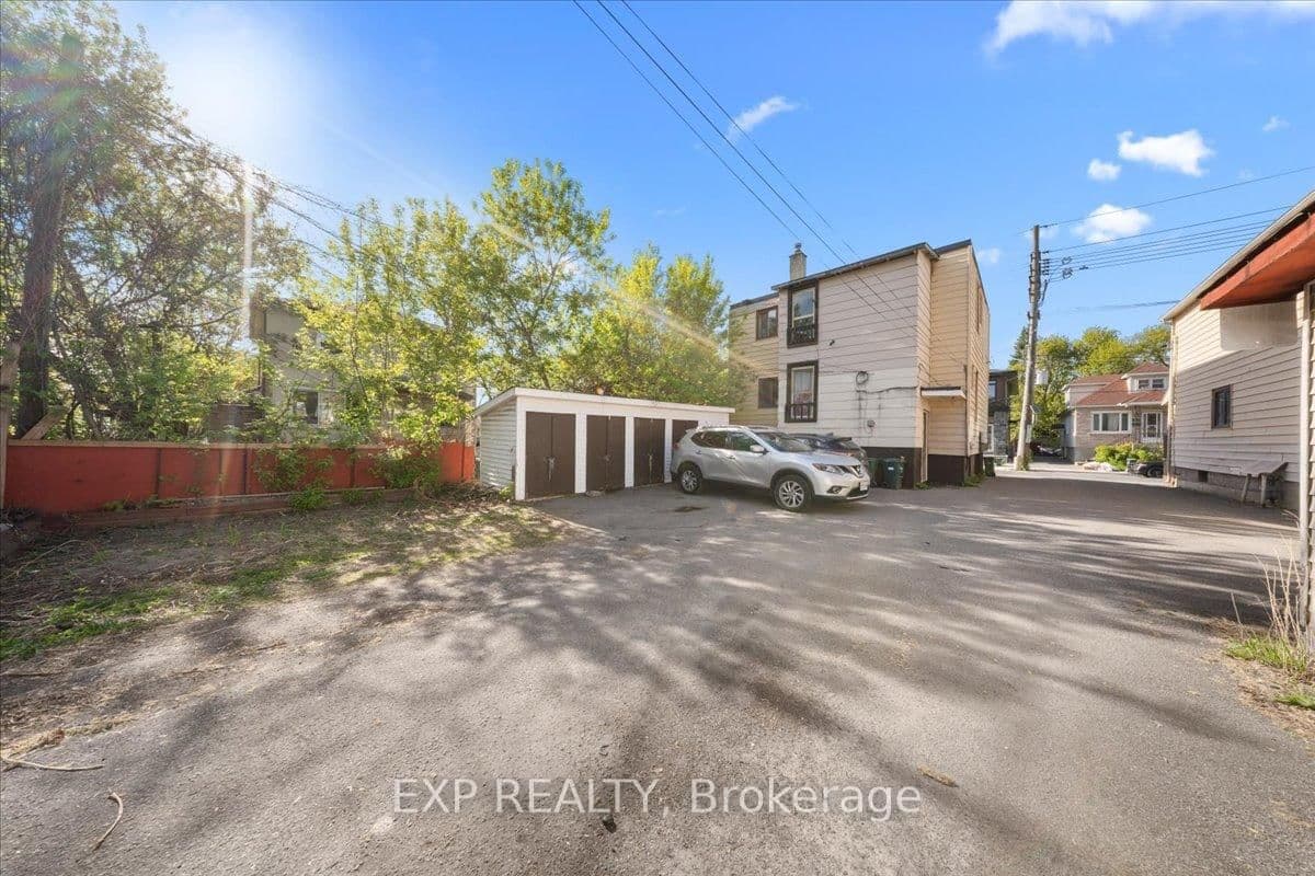 208 Montfort Street, Ottawa, ON — photo 29