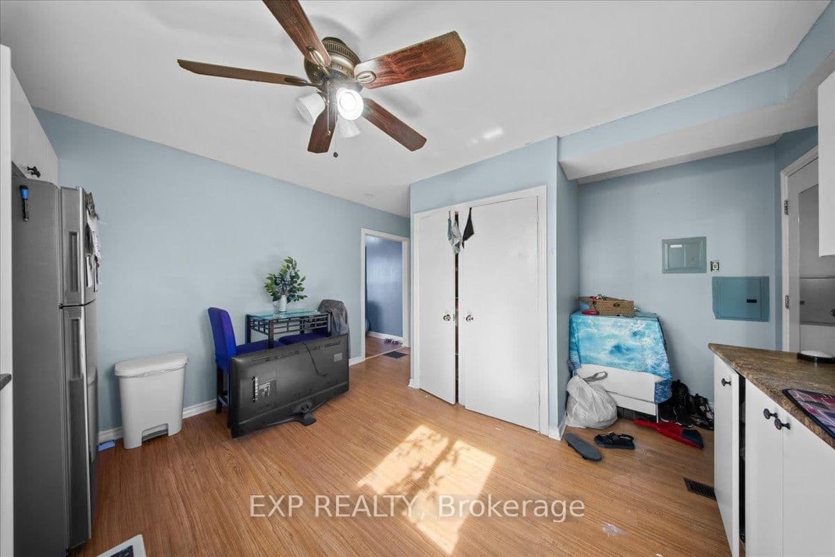 208 Montfort Street, Ottawa, ON — photo 7