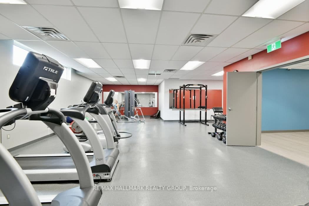 207 - 545 St Laurent Boulevard, Ottawa, ON — photo 35
