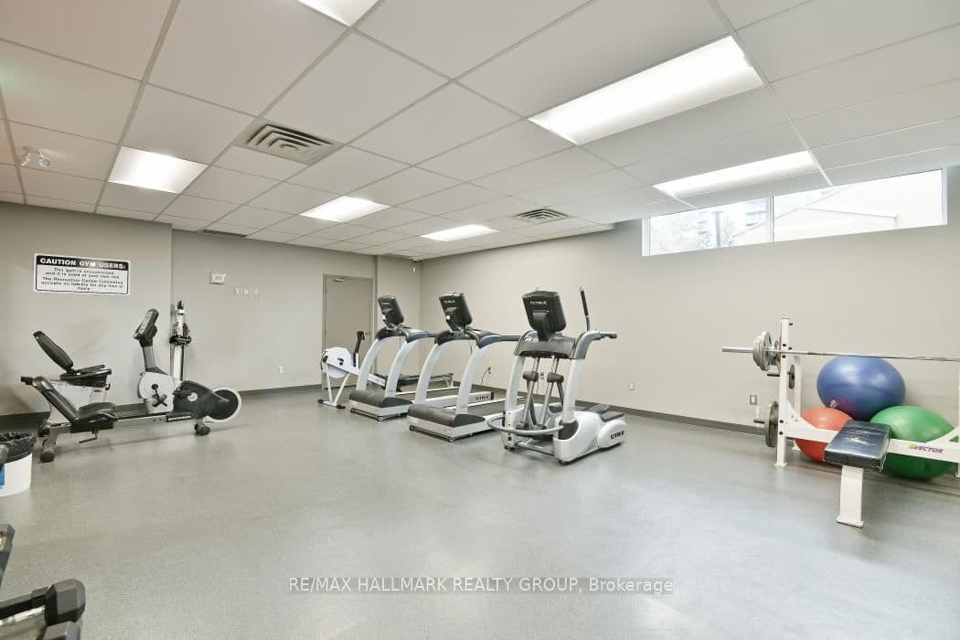 207 - 545 St Laurent Boulevard, Ottawa, ON — photo 36