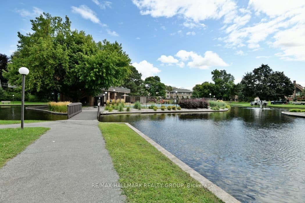 207 - 545 St Laurent Boulevard, Ottawa, ON — photo 40