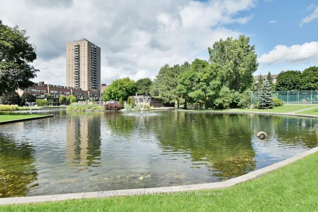 207 - 545 St Laurent Boulevard, Ottawa, ON — photo 42