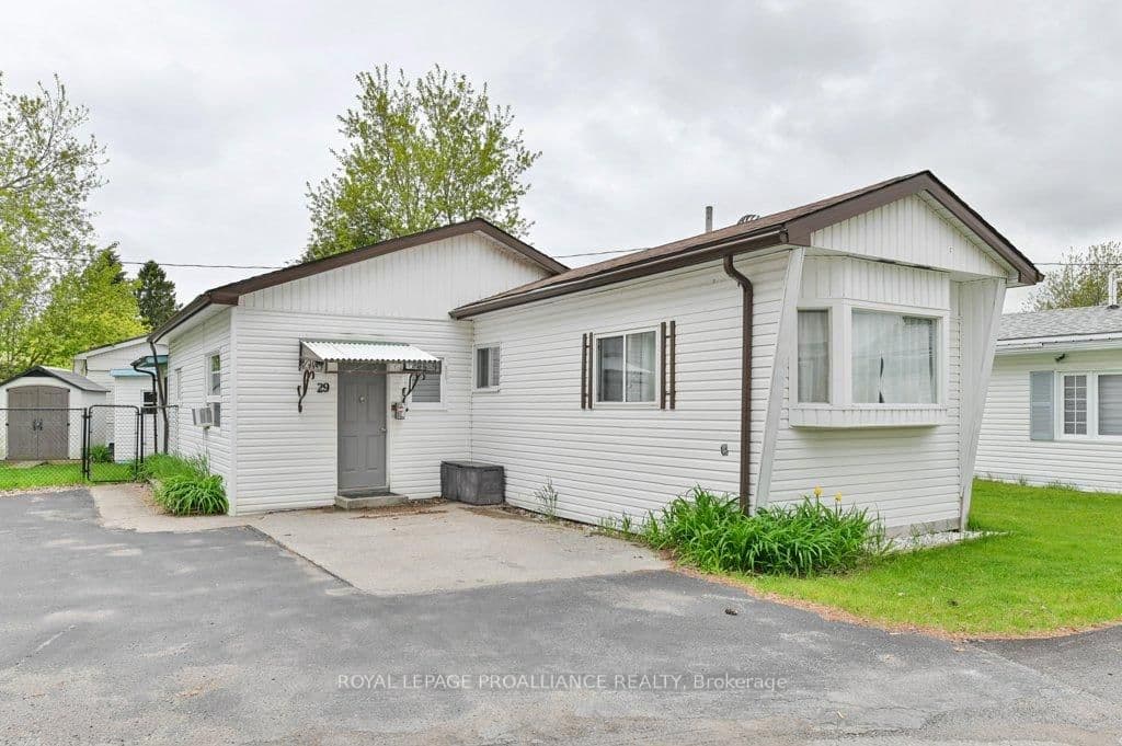 29 - 63 Whites Road, Quinte West, ON — photo 3