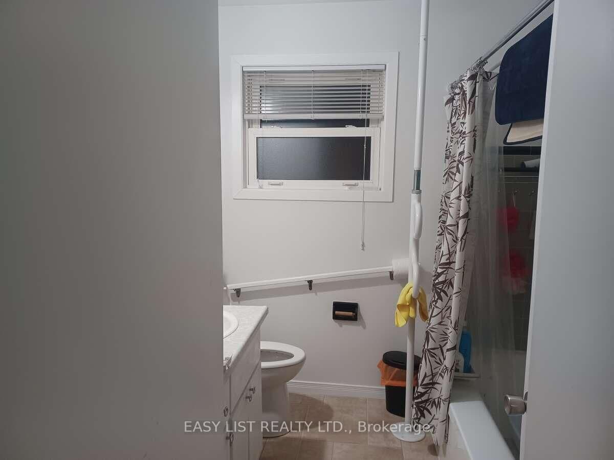 2218 Iris Street, Ottawa, ON — photo 12